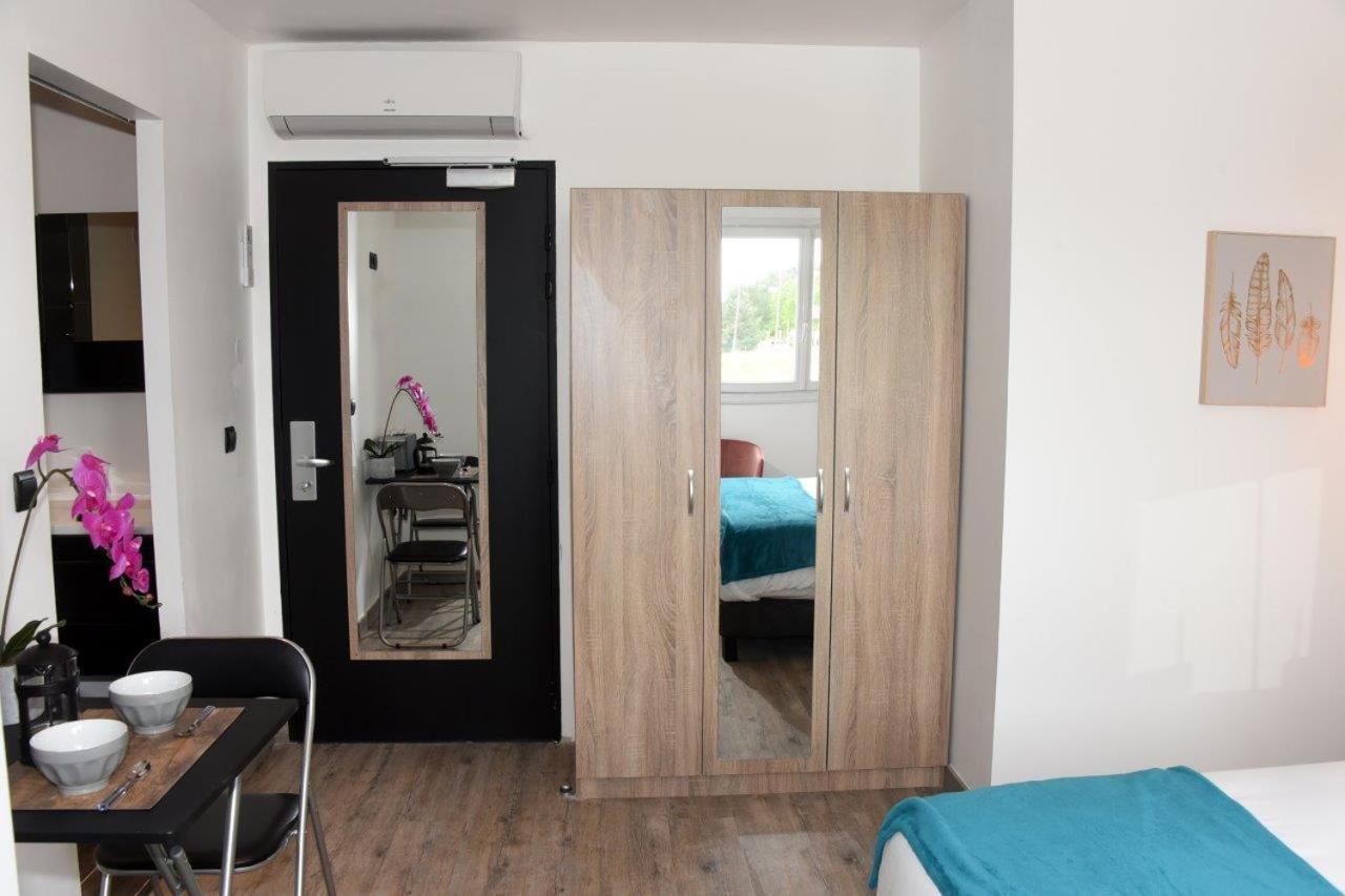 Home Place Apartments - Langon Sauternes מראה חיצוני תמונה